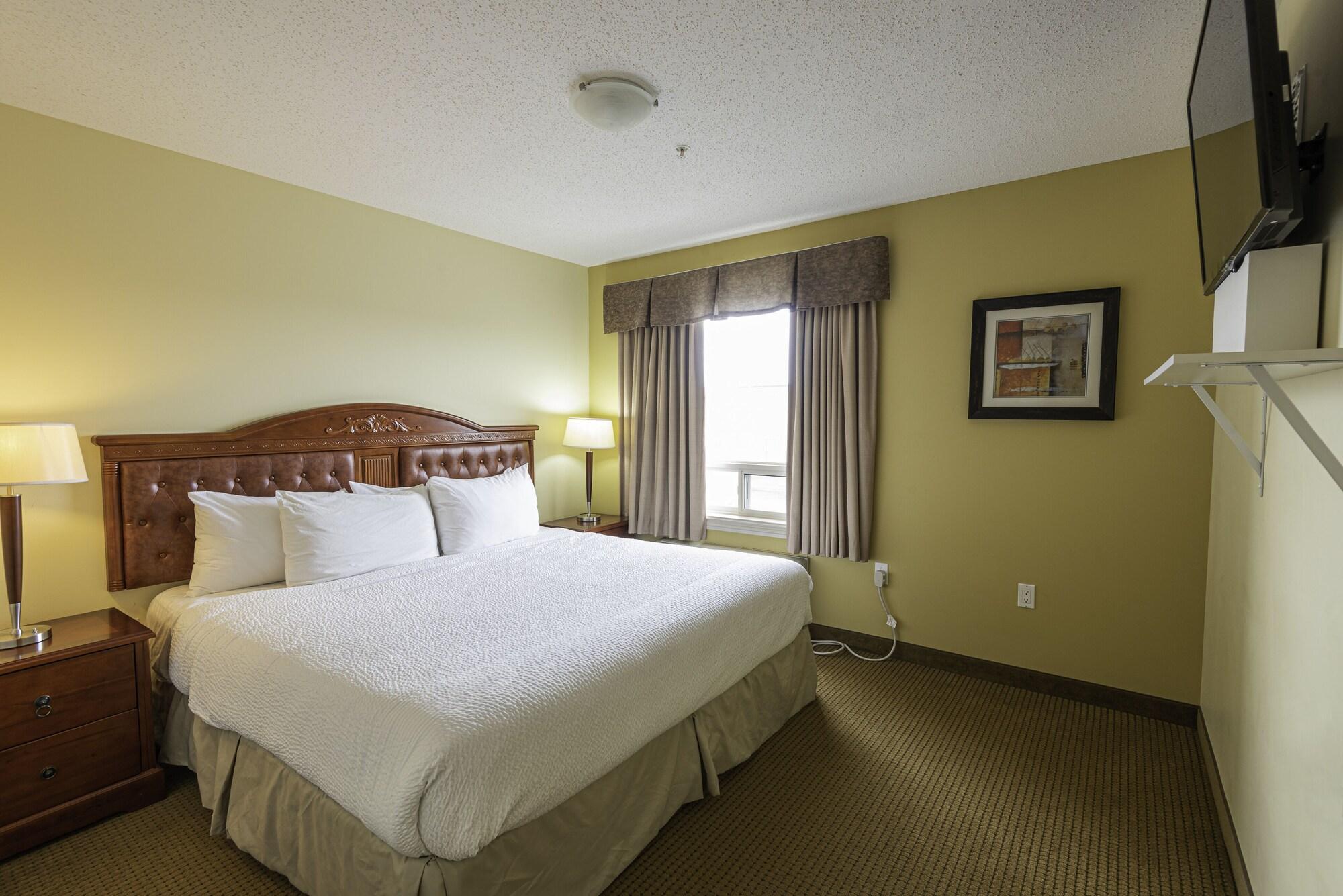 Days Inn By Wyndham Bonnyville Экстерьер фото